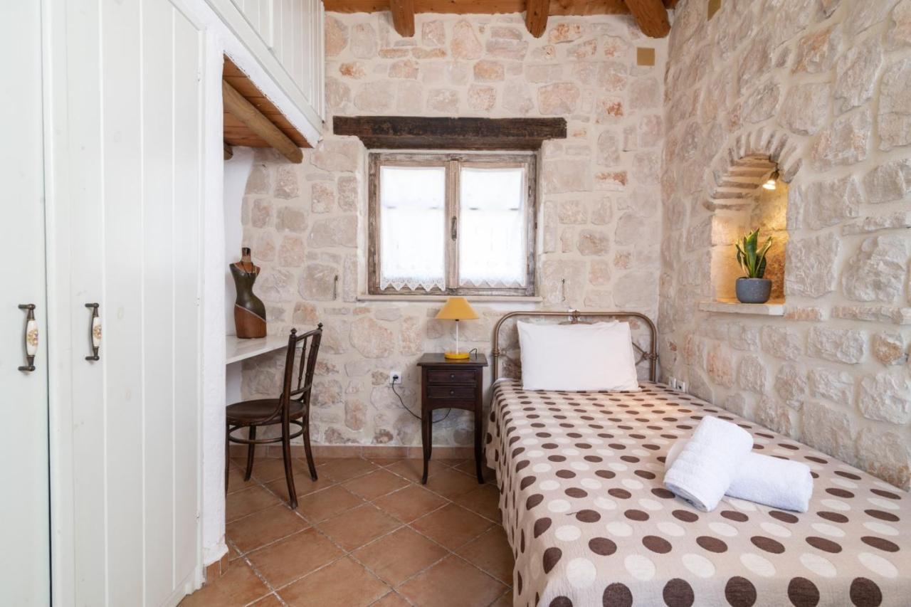 Strofilia Authentic Villas Skinária Exteriér fotografie