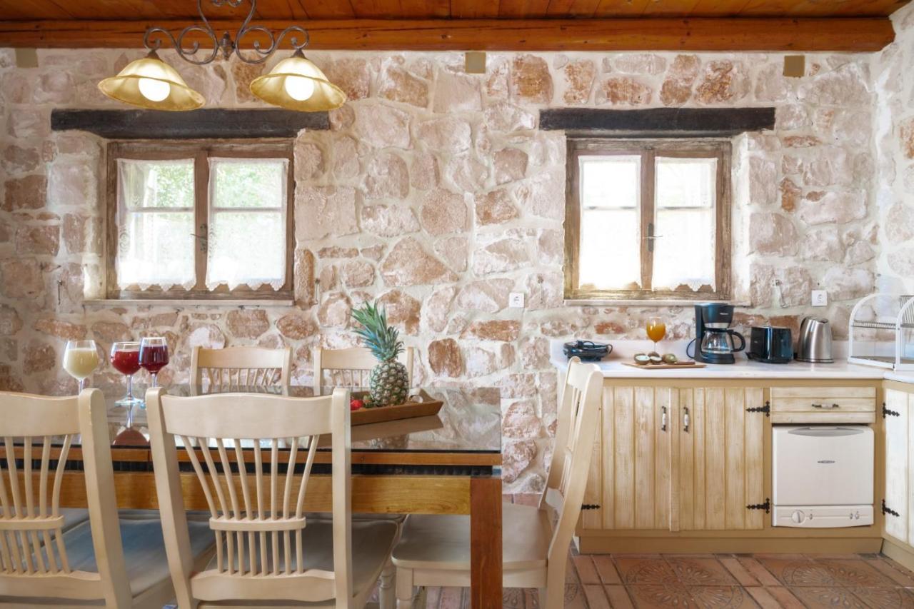 Strofilia Authentic Villas Skinária Exteriér fotografie